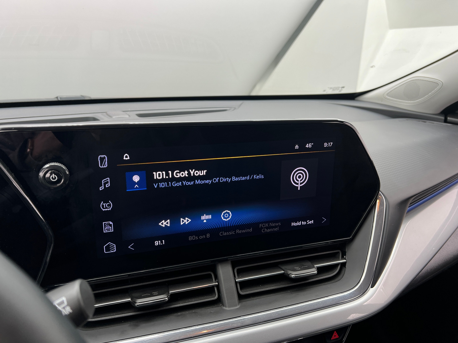 Thumbnail: 2025 Chevrolet Trax - 4