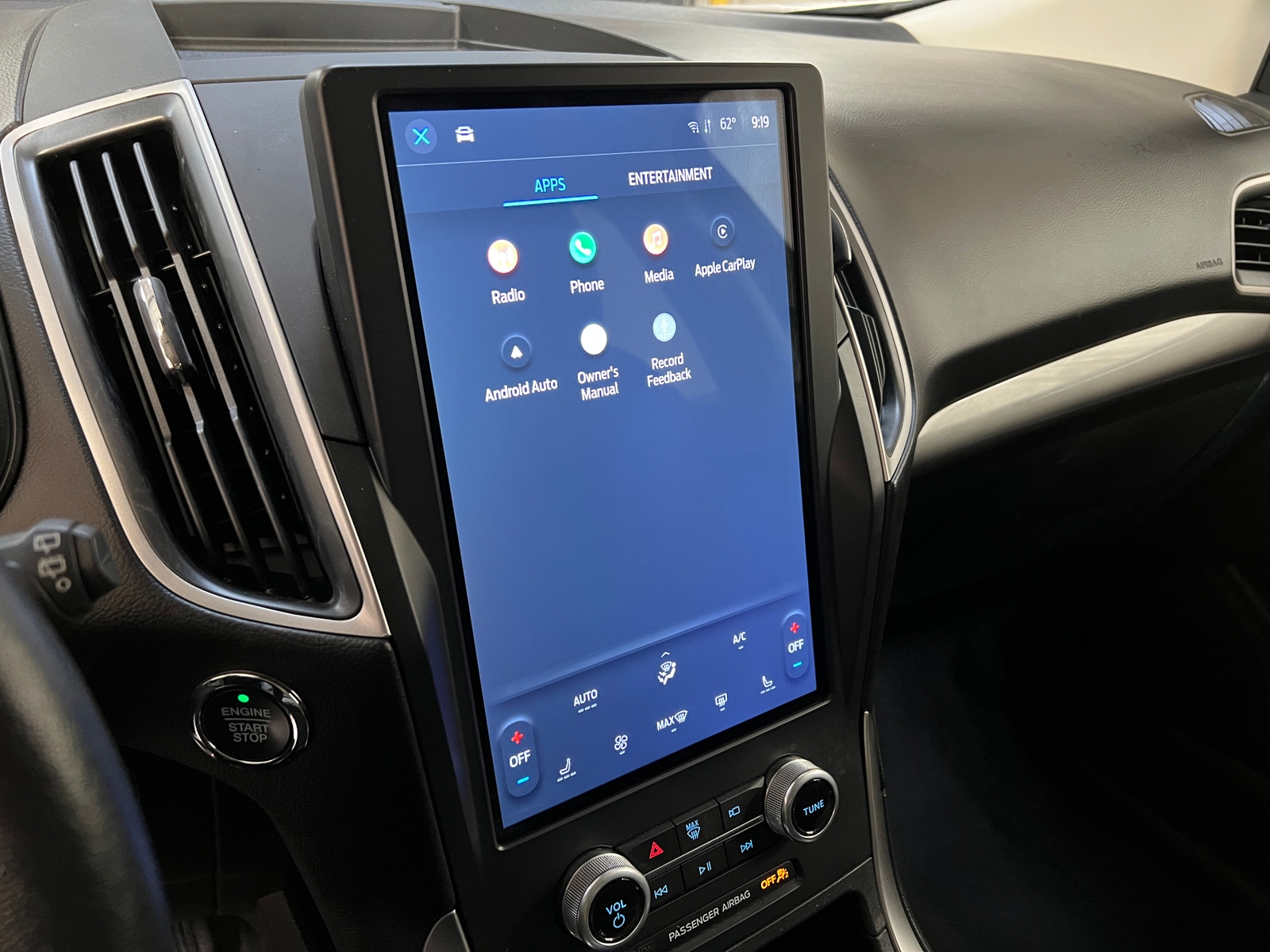 Thumbnail: 2023 Ford Edge - 3