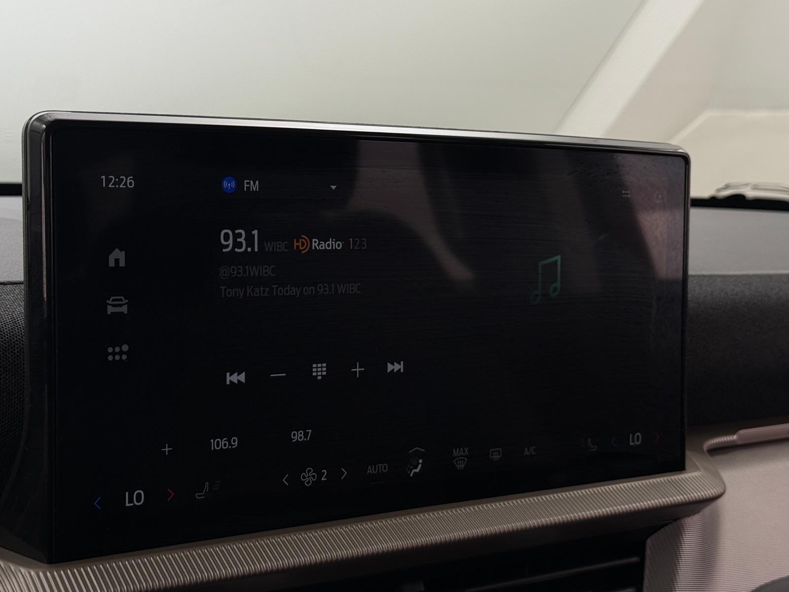 Thumbnail: 2025 Ford Explorer - 4