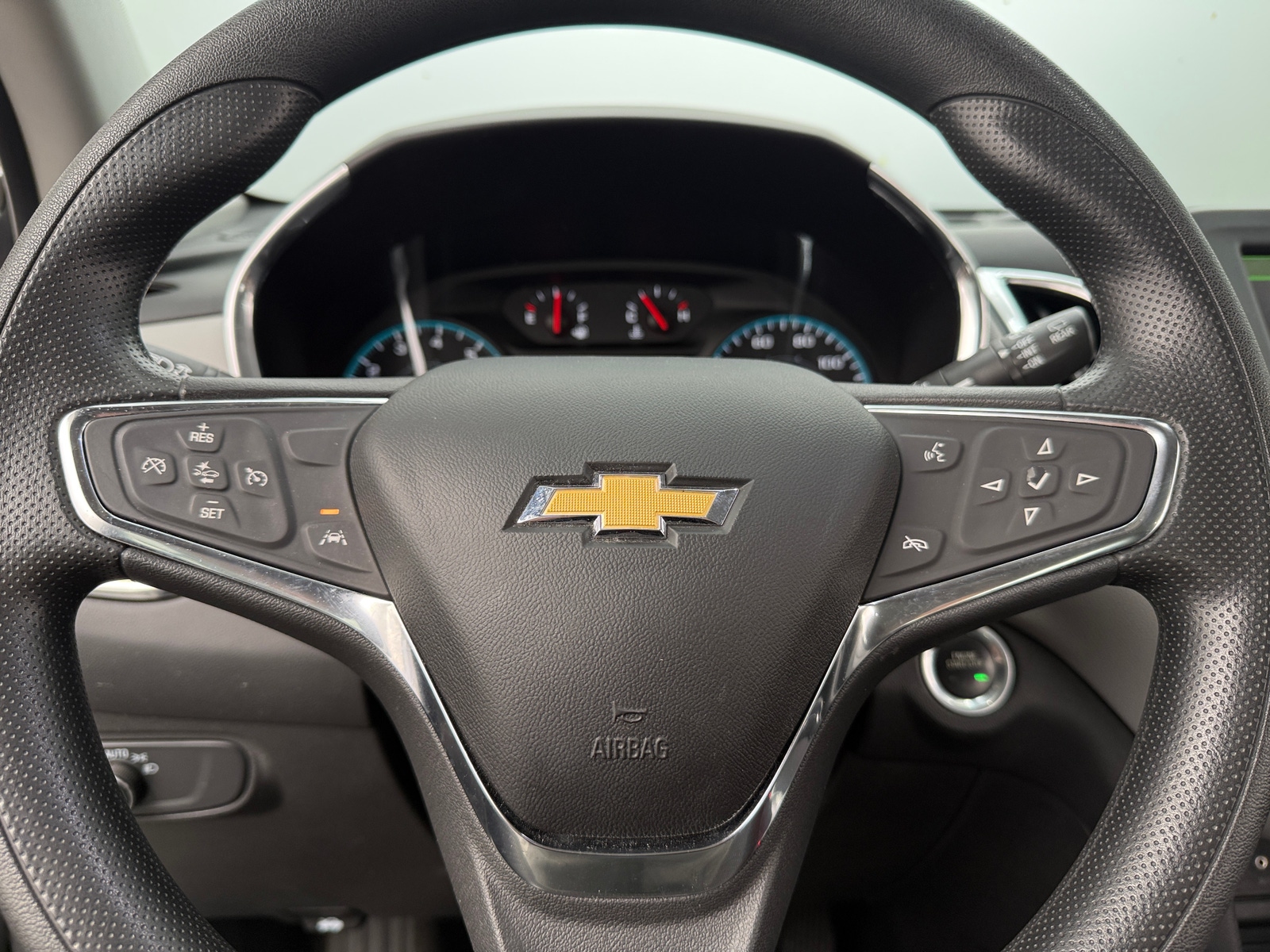 Thumbnail: 2021 Chevrolet Equinox - 5