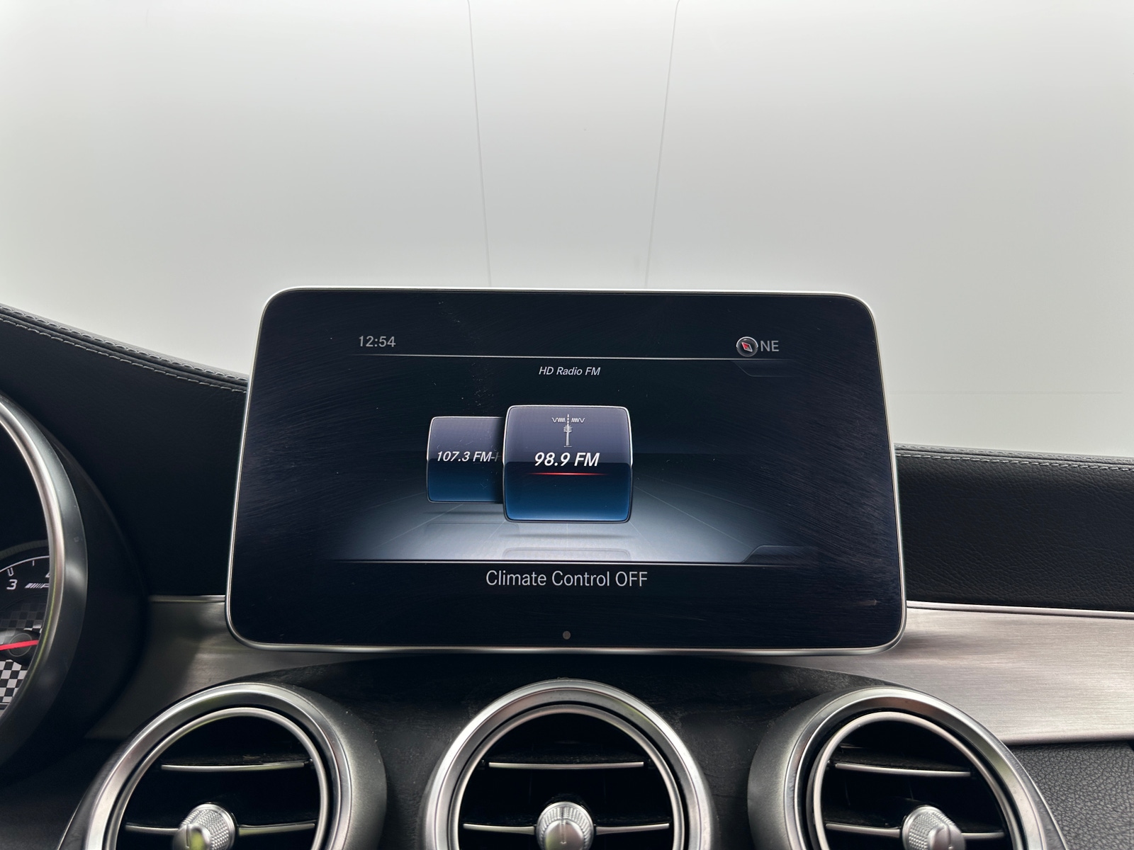 Thumbnail: 2017 Mercedes-Benz C-Class - 3