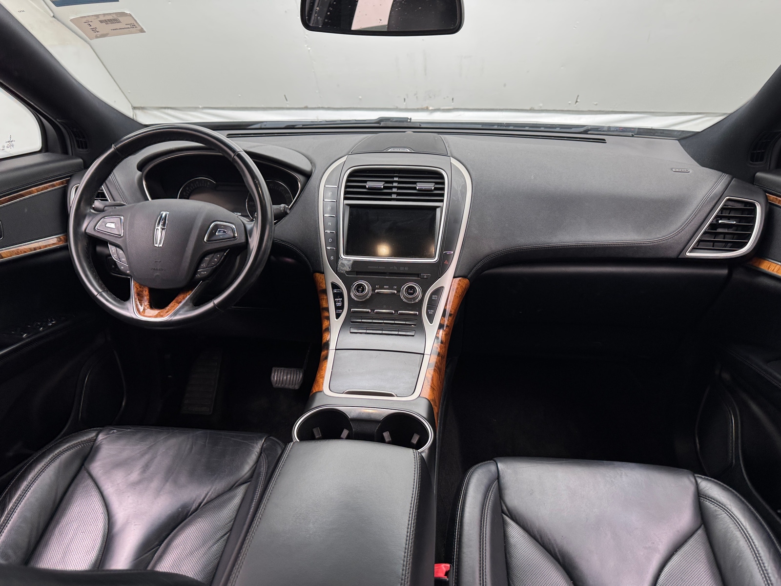 Thumbnail: 2017 Lincoln MKX - 2