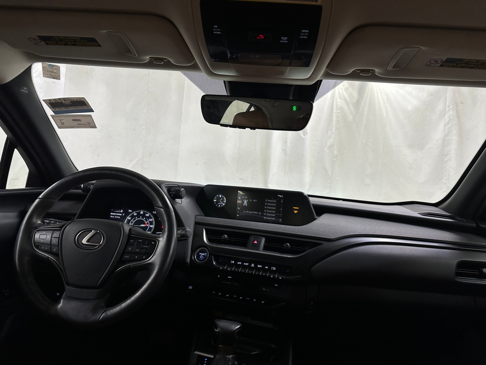 Thumbnail: 2020 Lexus UX - 2