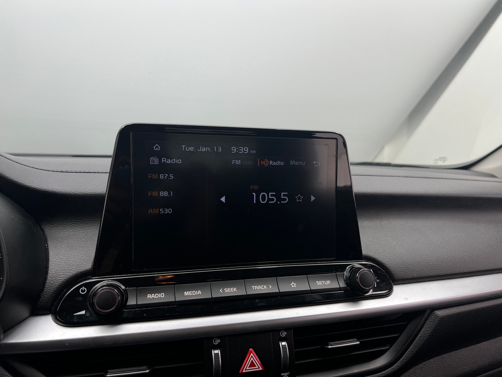 Thumbnail: 2023 Kia Forte - 4