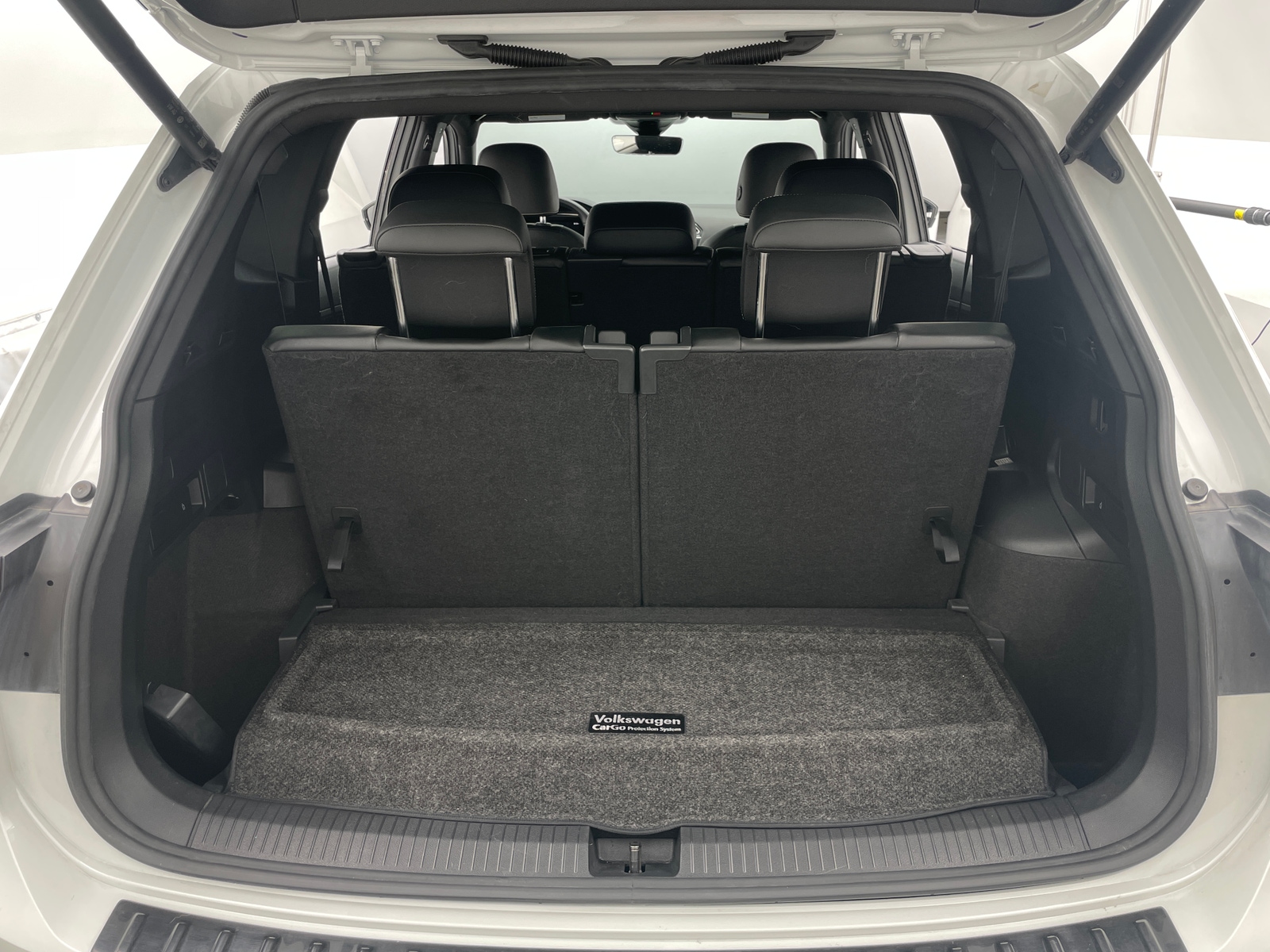 Thumbnail: 2022 Volkswagen Tiguan - 6