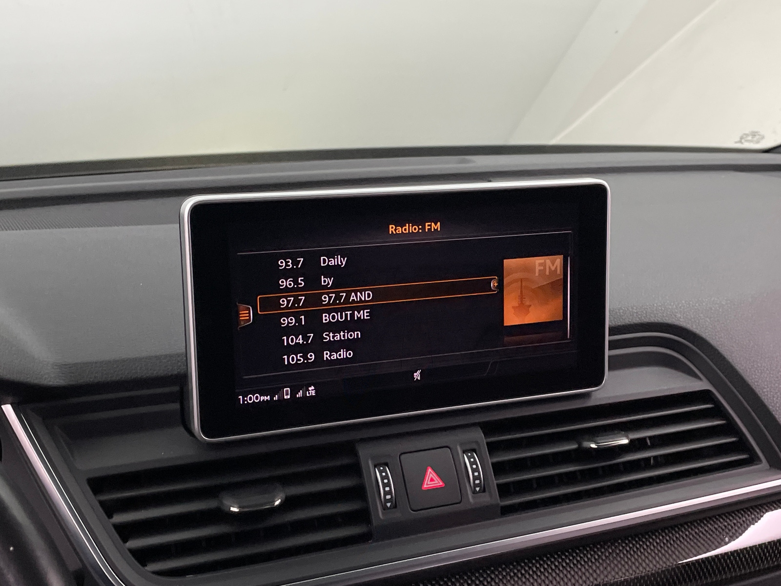 Thumbnail: 2018 Audi SQ5 - 3