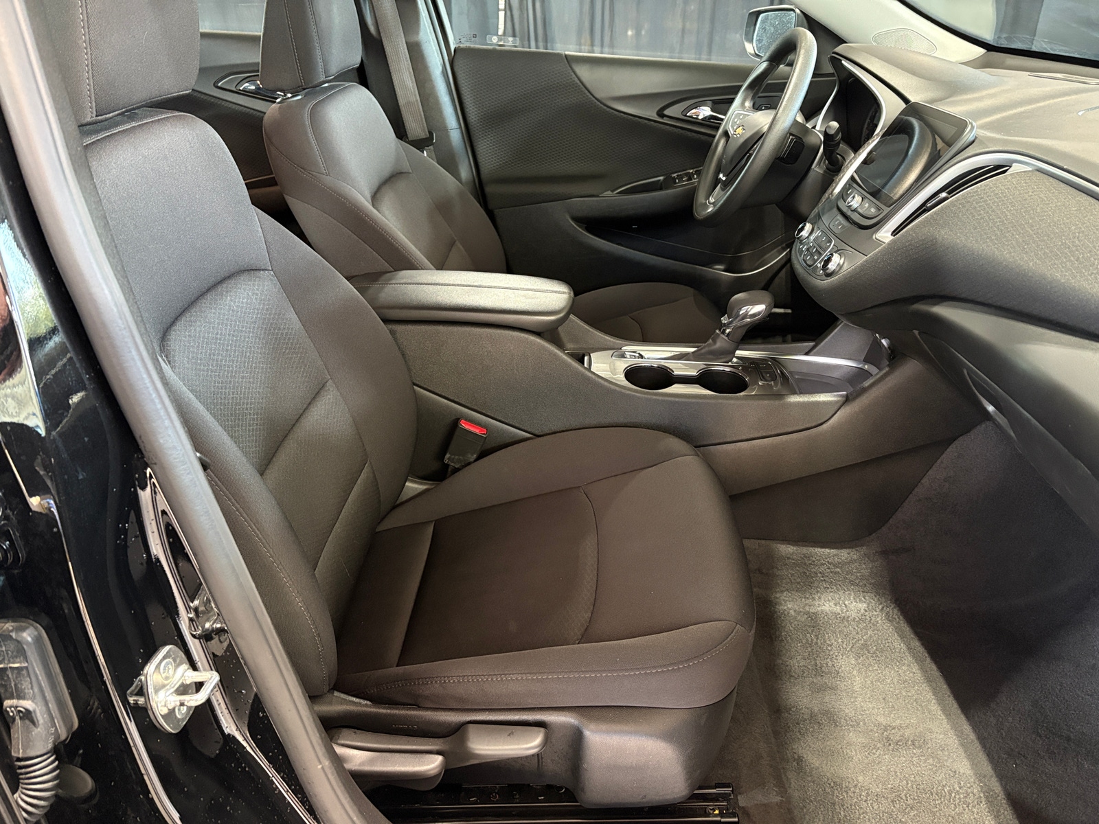 Thumbnail: 2024 Chevrolet Malibu - 2