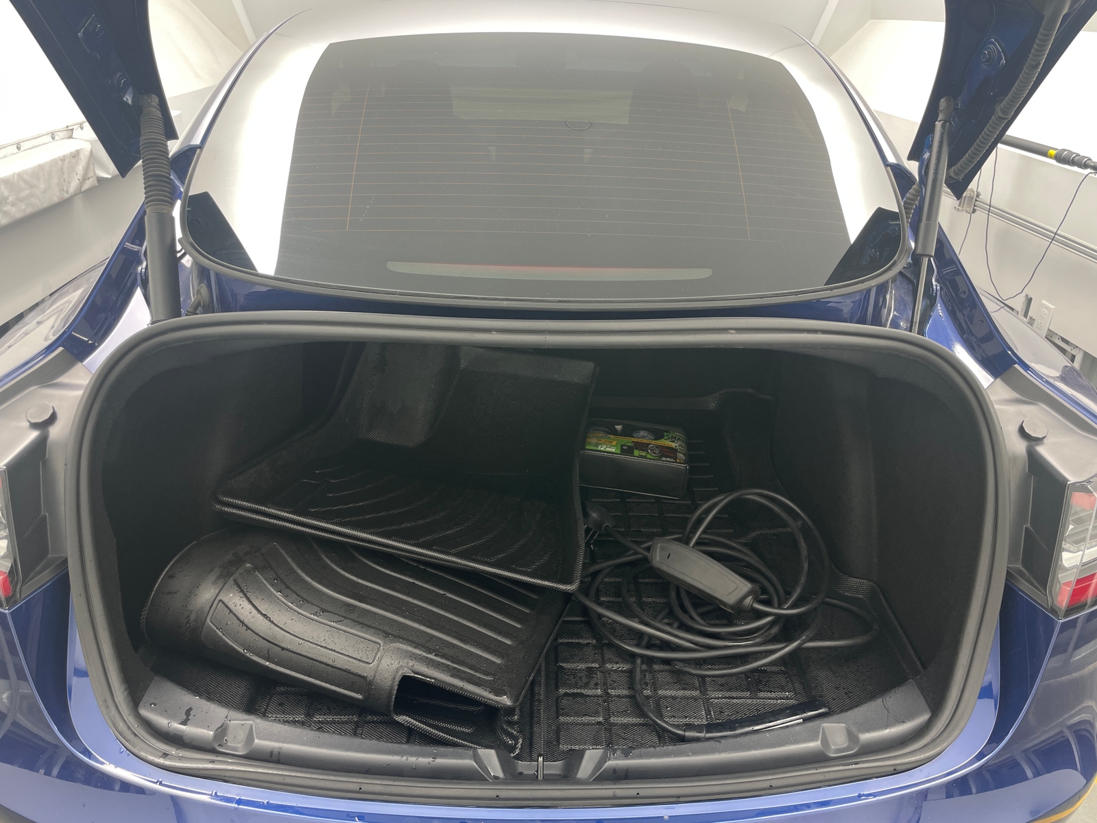 Thumbnail: 2022 Tesla Model 3 - 6