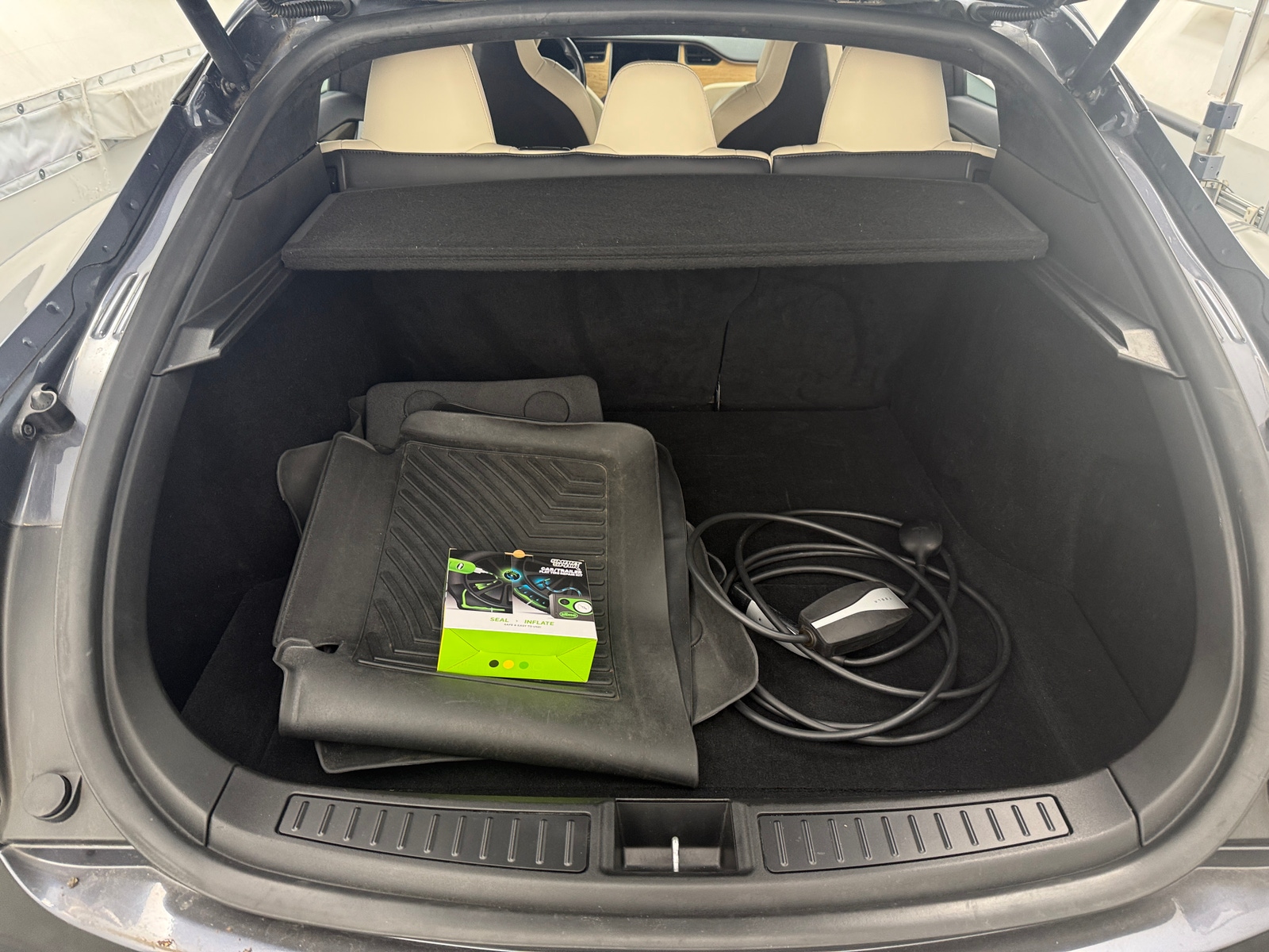 Thumbnail: 2019 Tesla Model S - 6