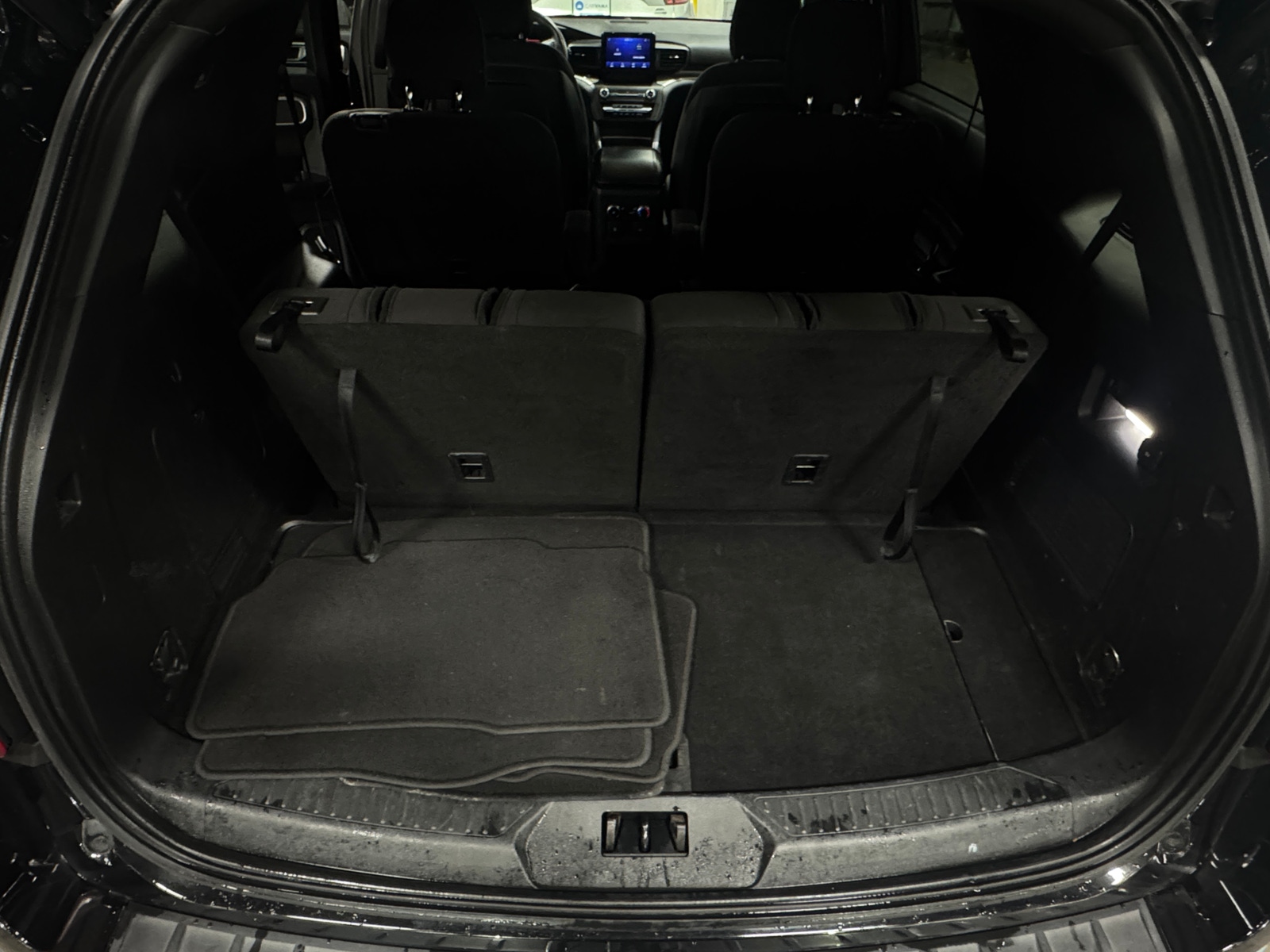 Thumbnail: 2020 Ford Explorer - 7