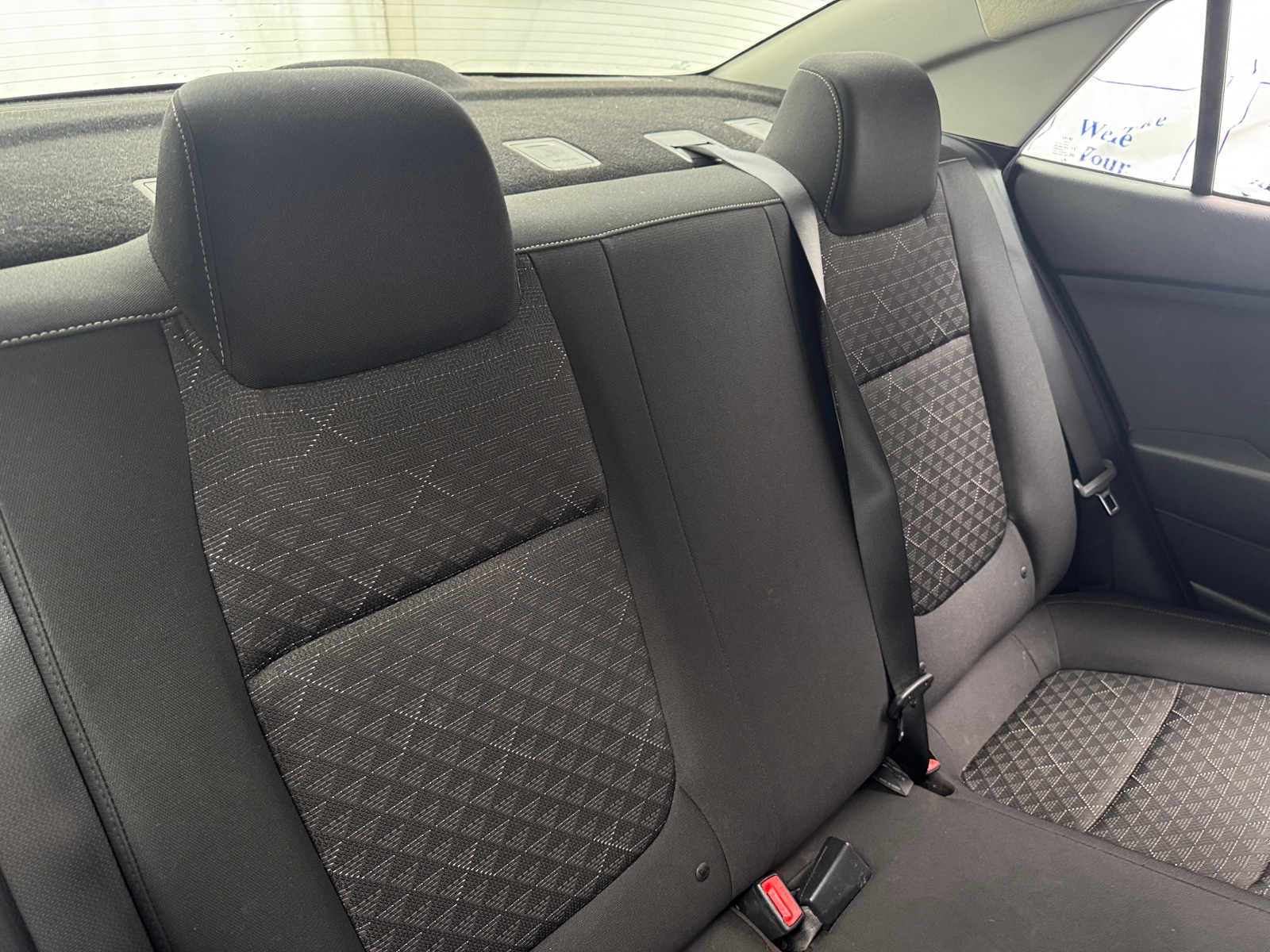 Thumbnail: 2019 Kia Rio - 6