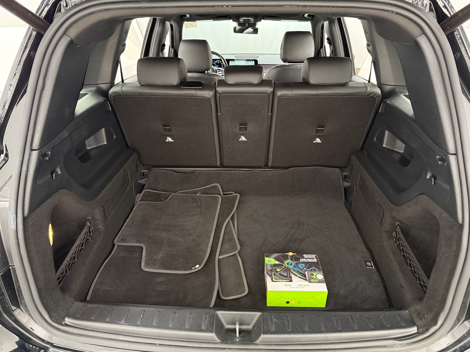 Thumbnail: 2022 Mercedes-Benz GLB - 6