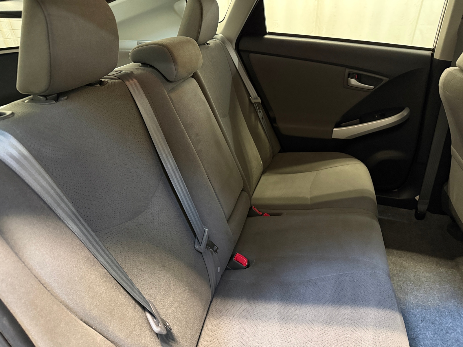 Thumbnail: 2015 Toyota Prius - 6