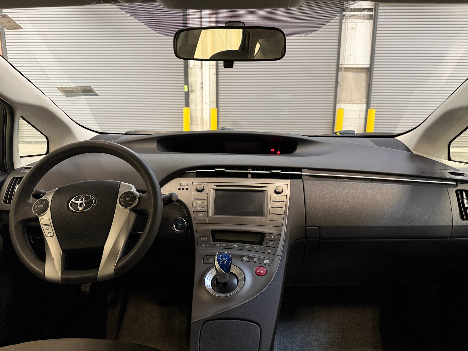 Thumbnail: 2015 Toyota Prius - 3