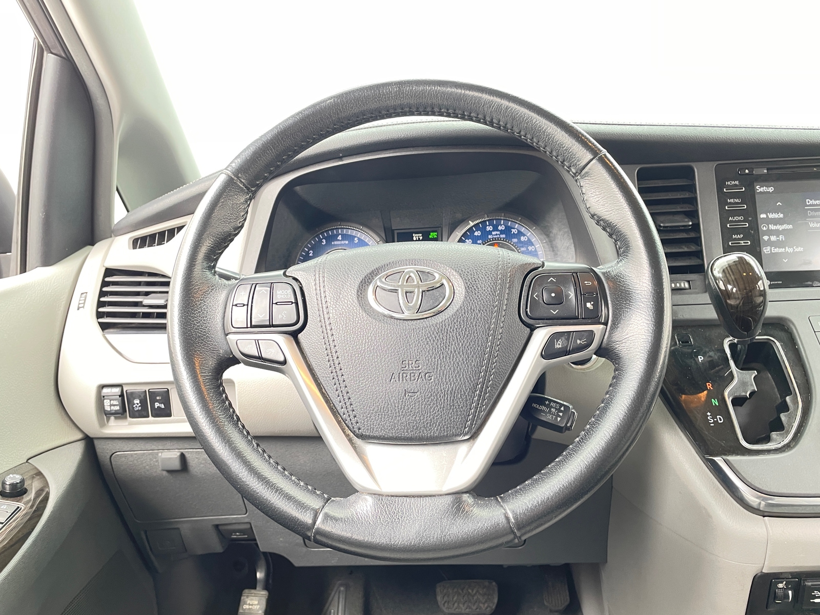 Thumbnail: 2019 Toyota Sienna - 4