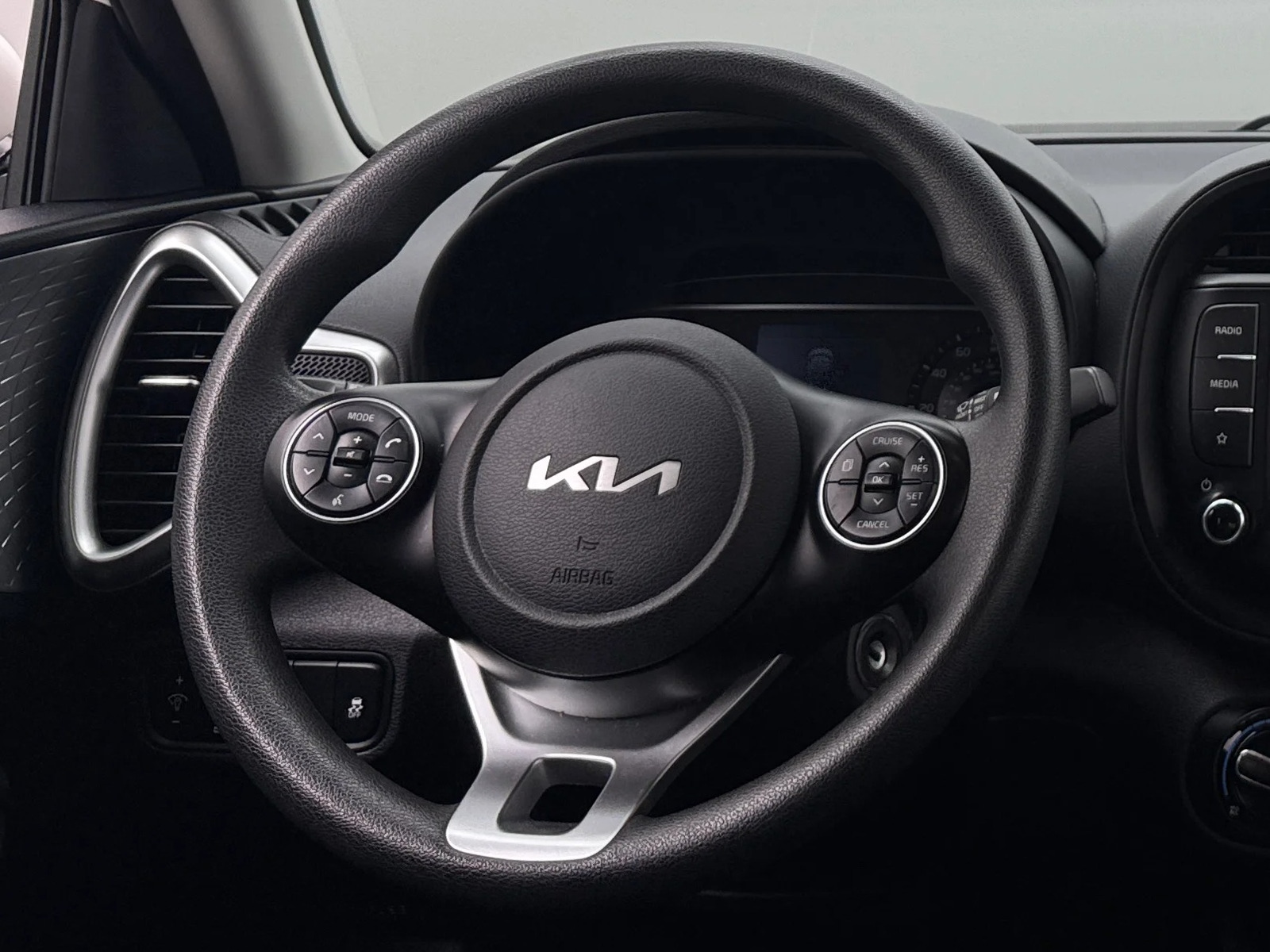 Thumbnail: 2022 Kia Soul - 5