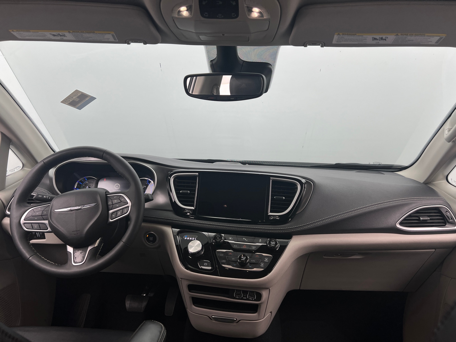 Thumbnail: 2024 Chrysler Pacifica - 2