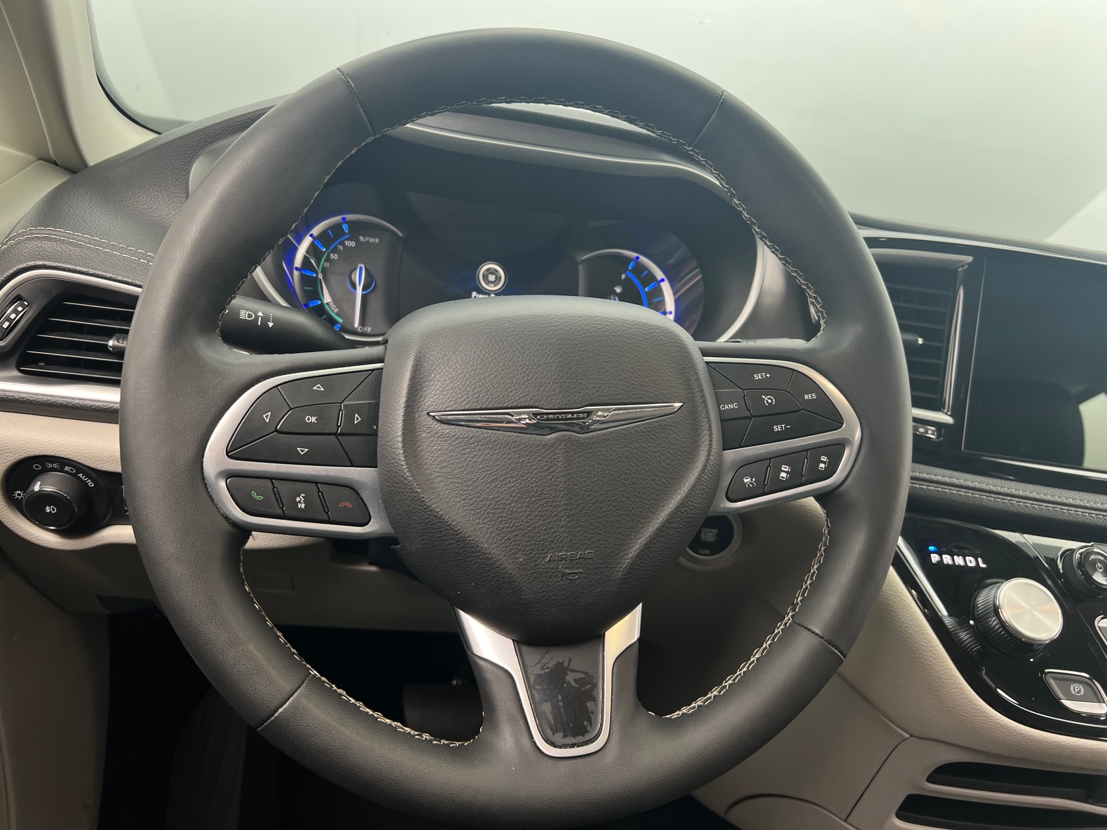 Thumbnail: 2024 Chrysler Pacifica - 4