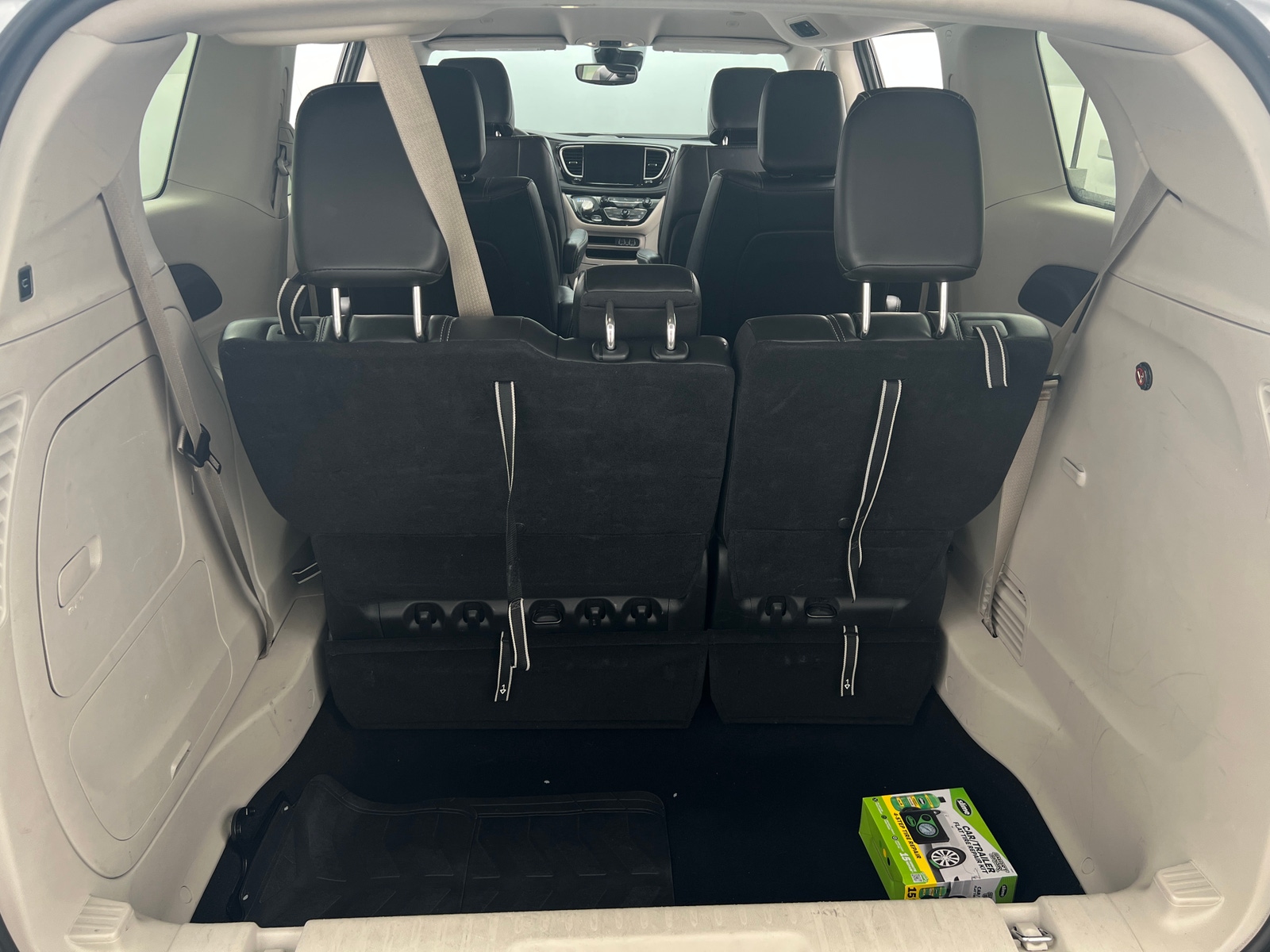 Thumbnail: 2024 Chrysler Pacifica - 6