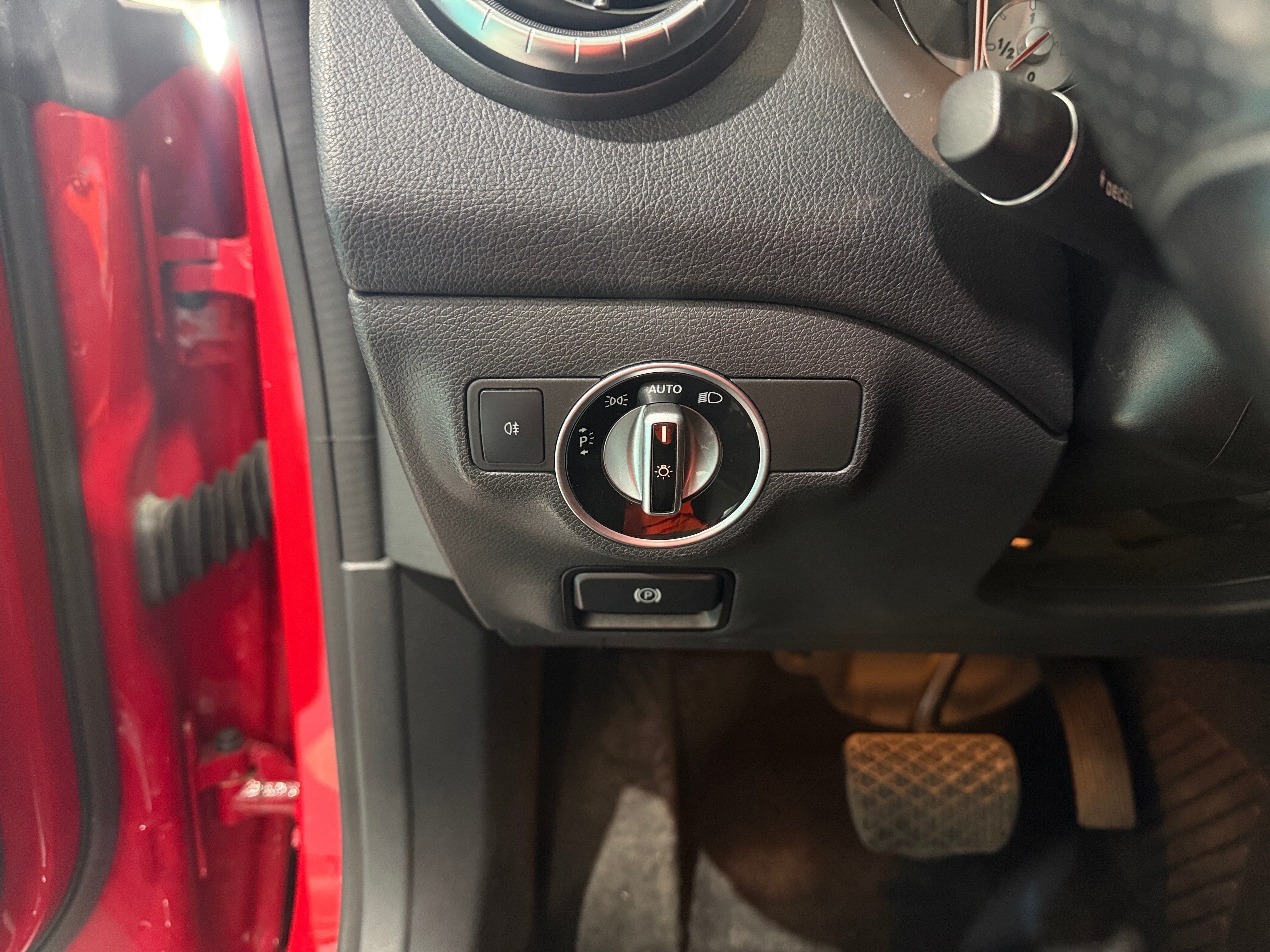 2014 Mercedes-Benz CLA-Class