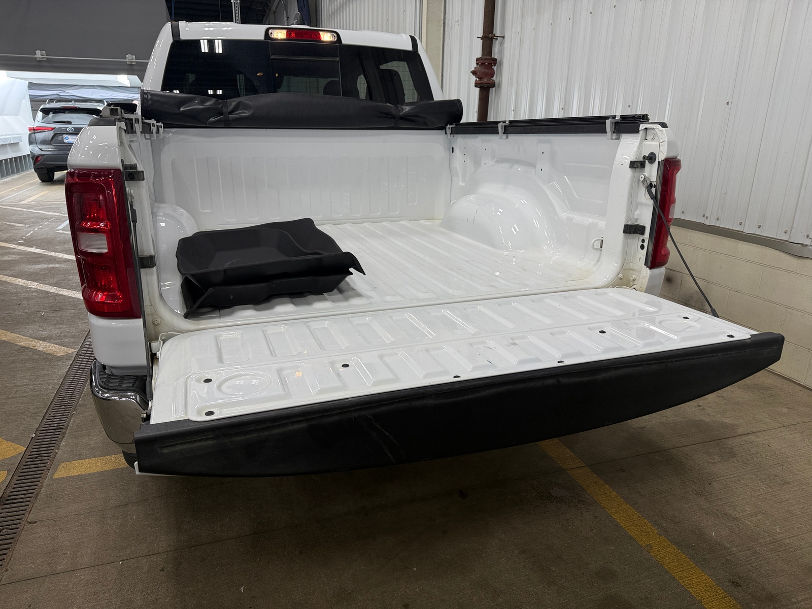 Thumbnail: 2025 RAM 1500 - 7