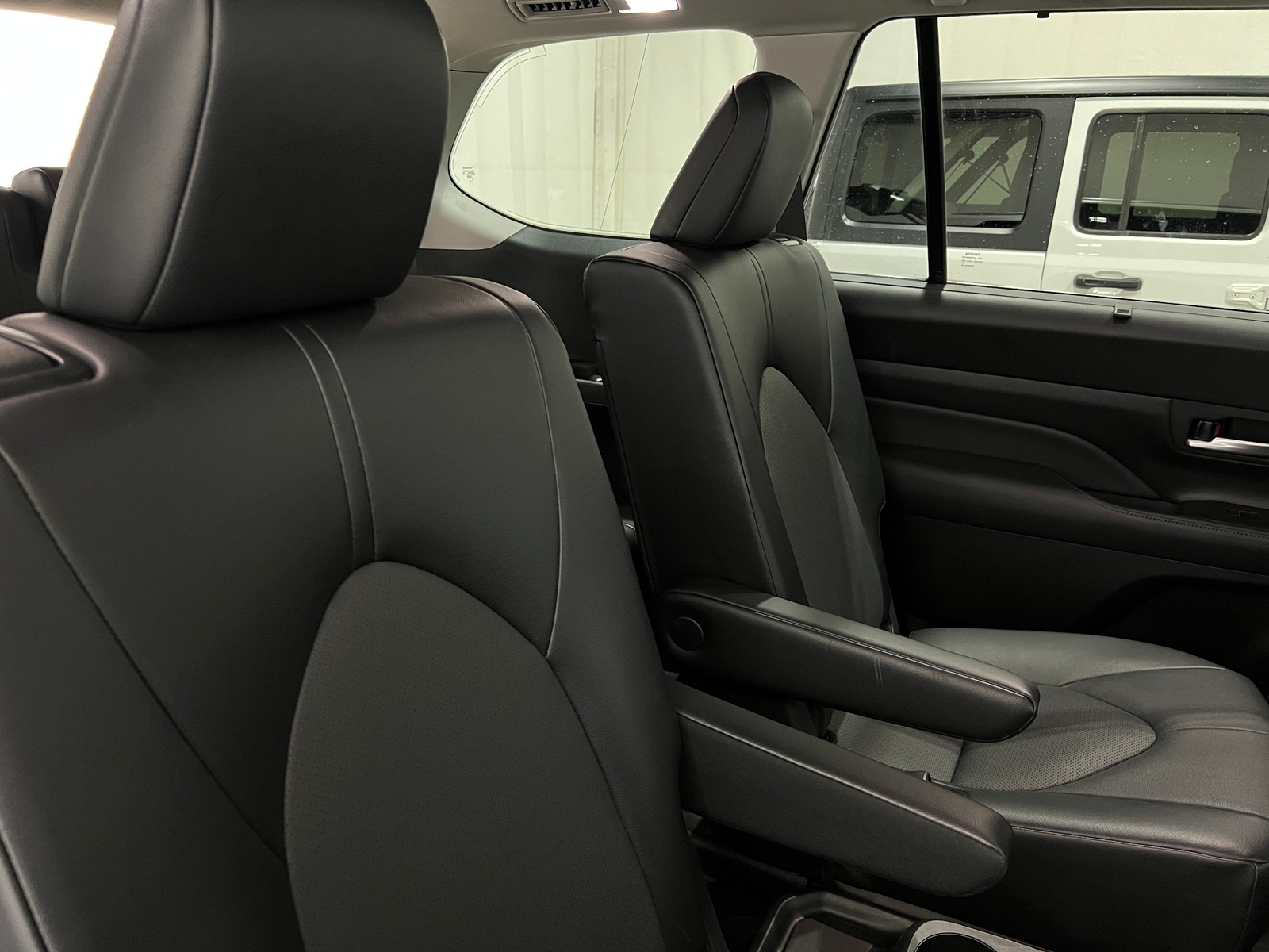 Thumbnail: 2024 Toyota Grand Highlander - 5