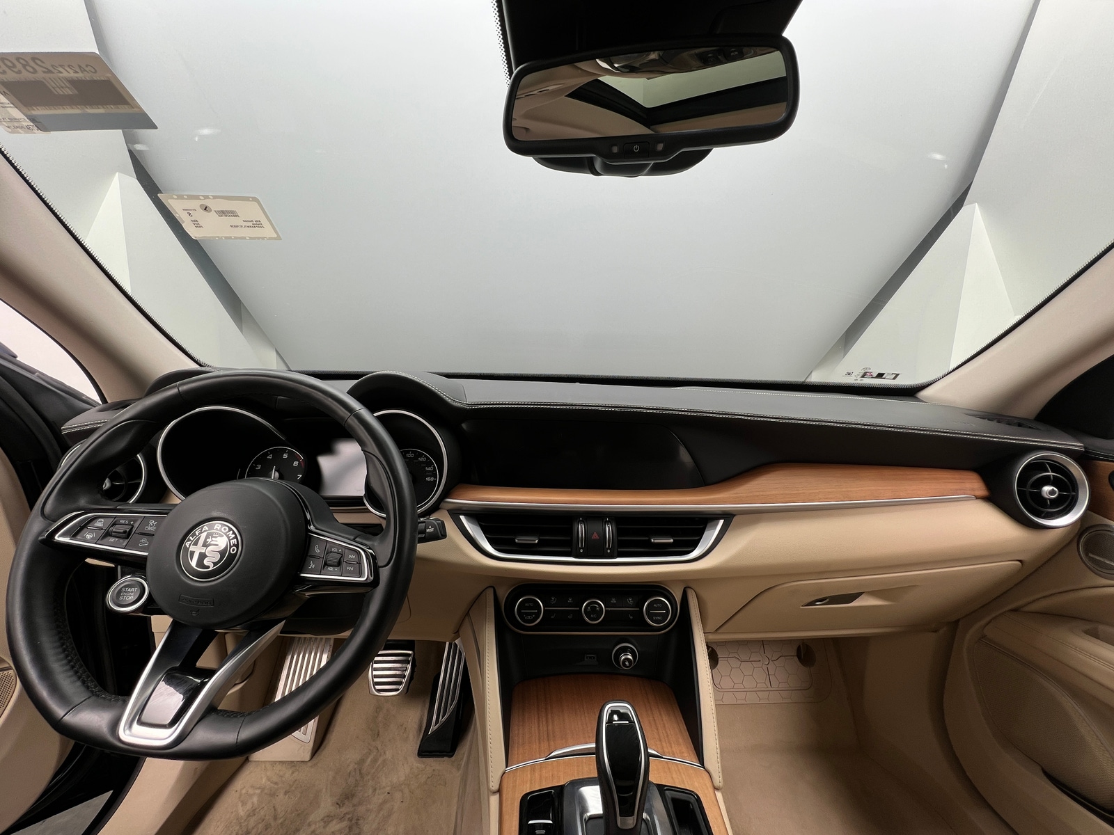 Thumbnail: 2020 Alfa Romeo Stelvio - 2