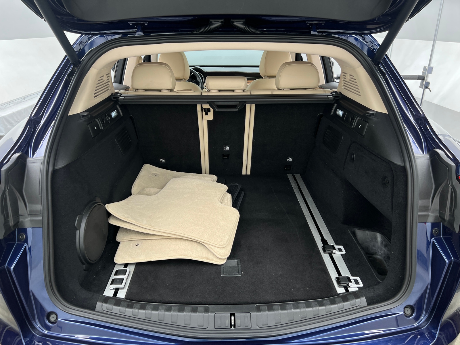 Thumbnail: 2020 Alfa Romeo Stelvio - 6