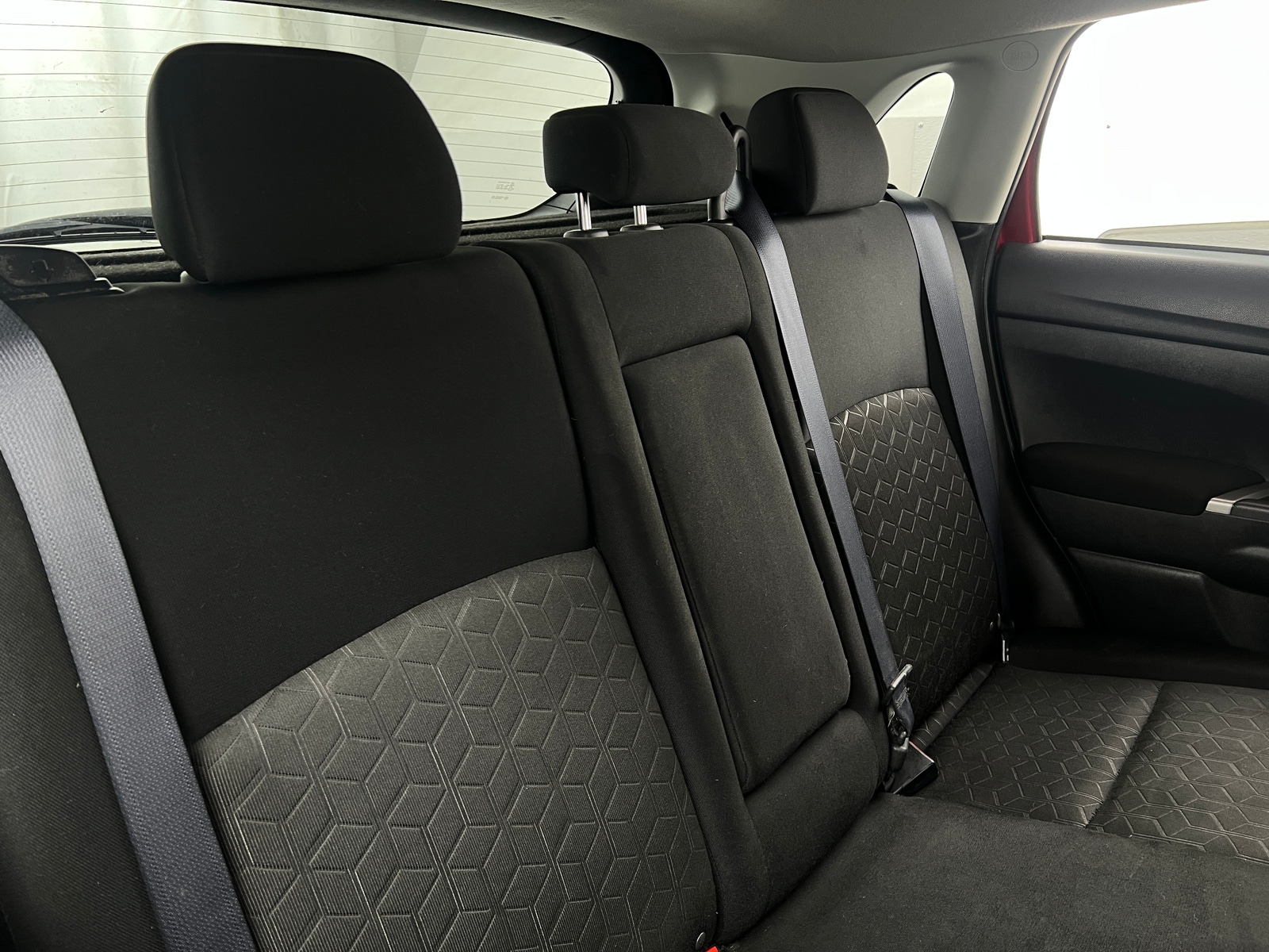 Thumbnail: 2021 Mitsubishi Outlander Sport - 6