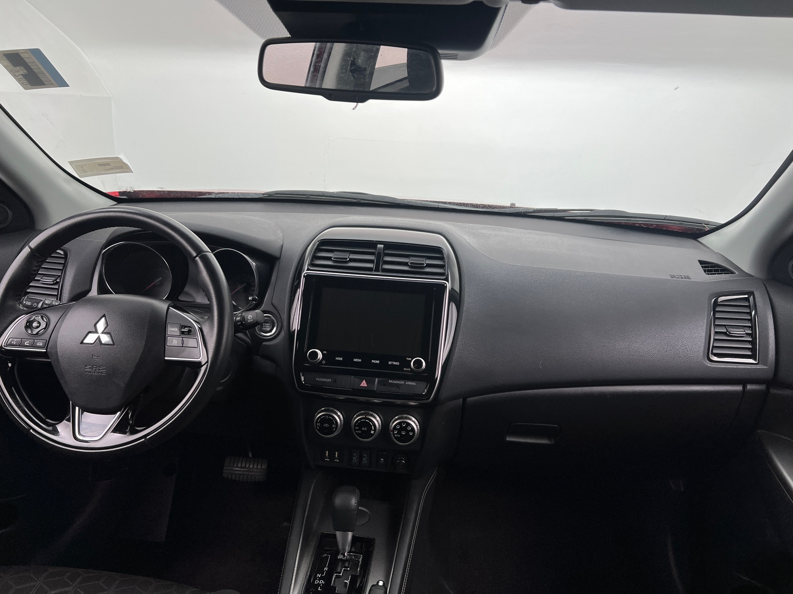 Thumbnail: 2021 Mitsubishi Outlander Sport - 3