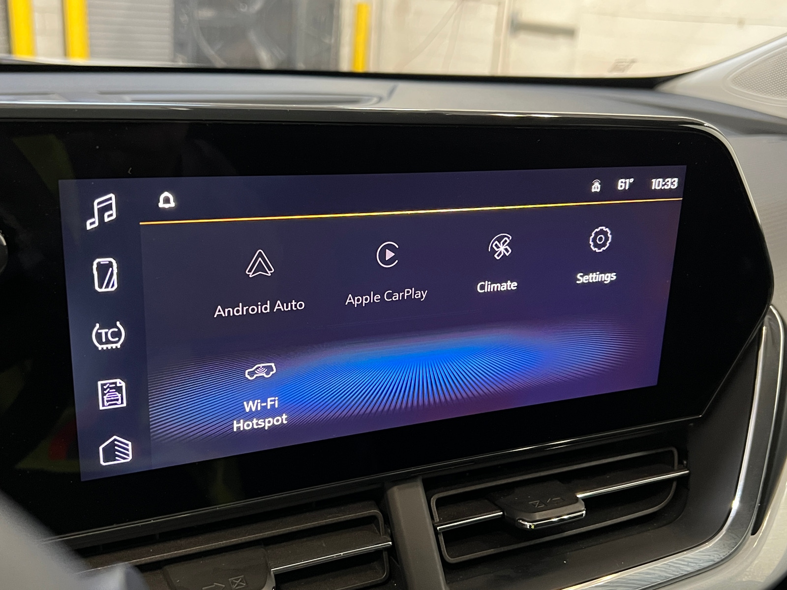 Thumbnail: 2025 Chevrolet Trax - 4