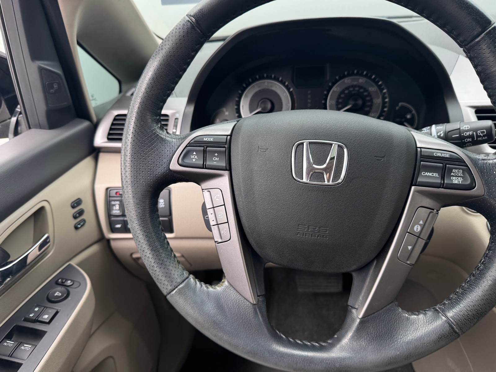 Thumbnail: 2017 Honda Odyssey - 4