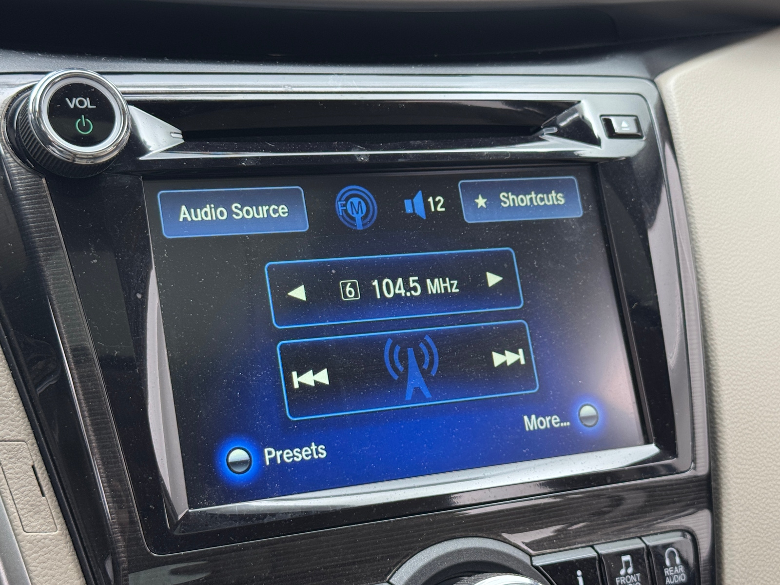 Thumbnail: 2017 Honda Odyssey - 3