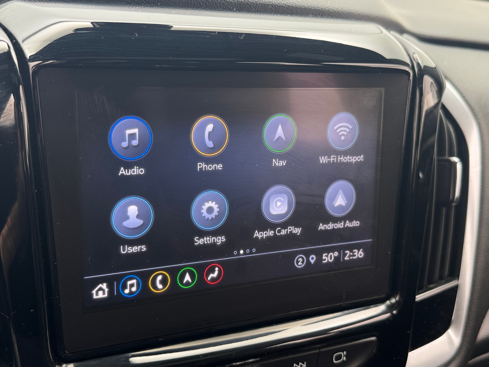 Thumbnail: 2023 Chevrolet Traverse - 3