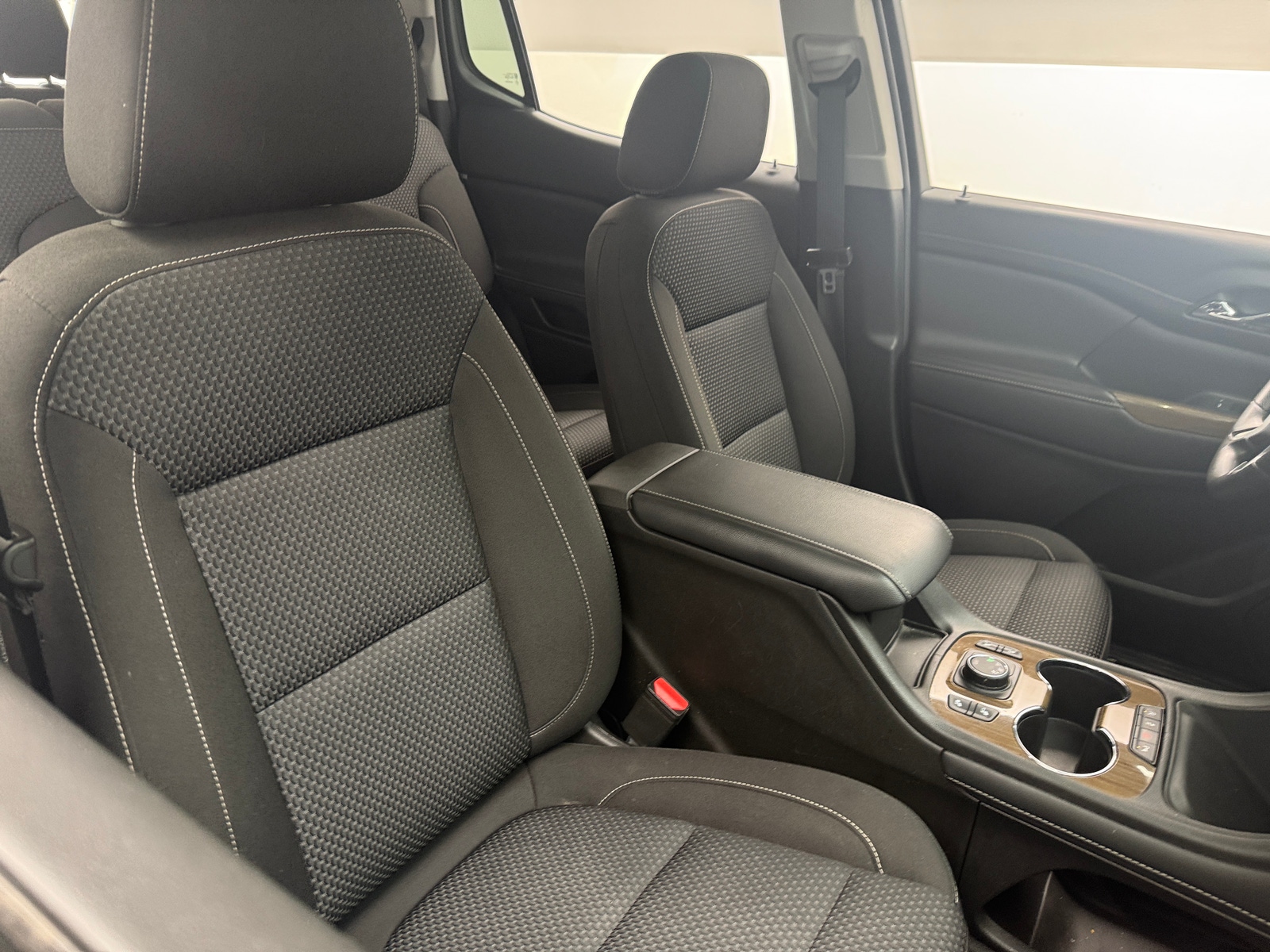 Thumbnail: 2023 GMC Acadia - 2