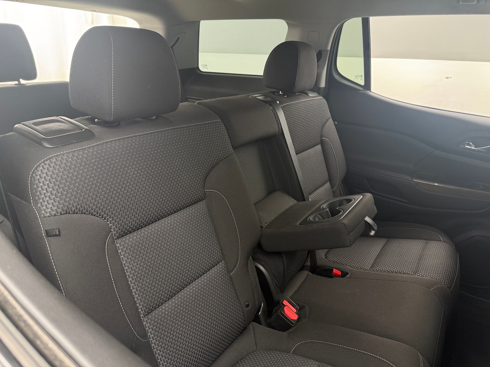 Thumbnail: 2023 GMC Acadia - 6