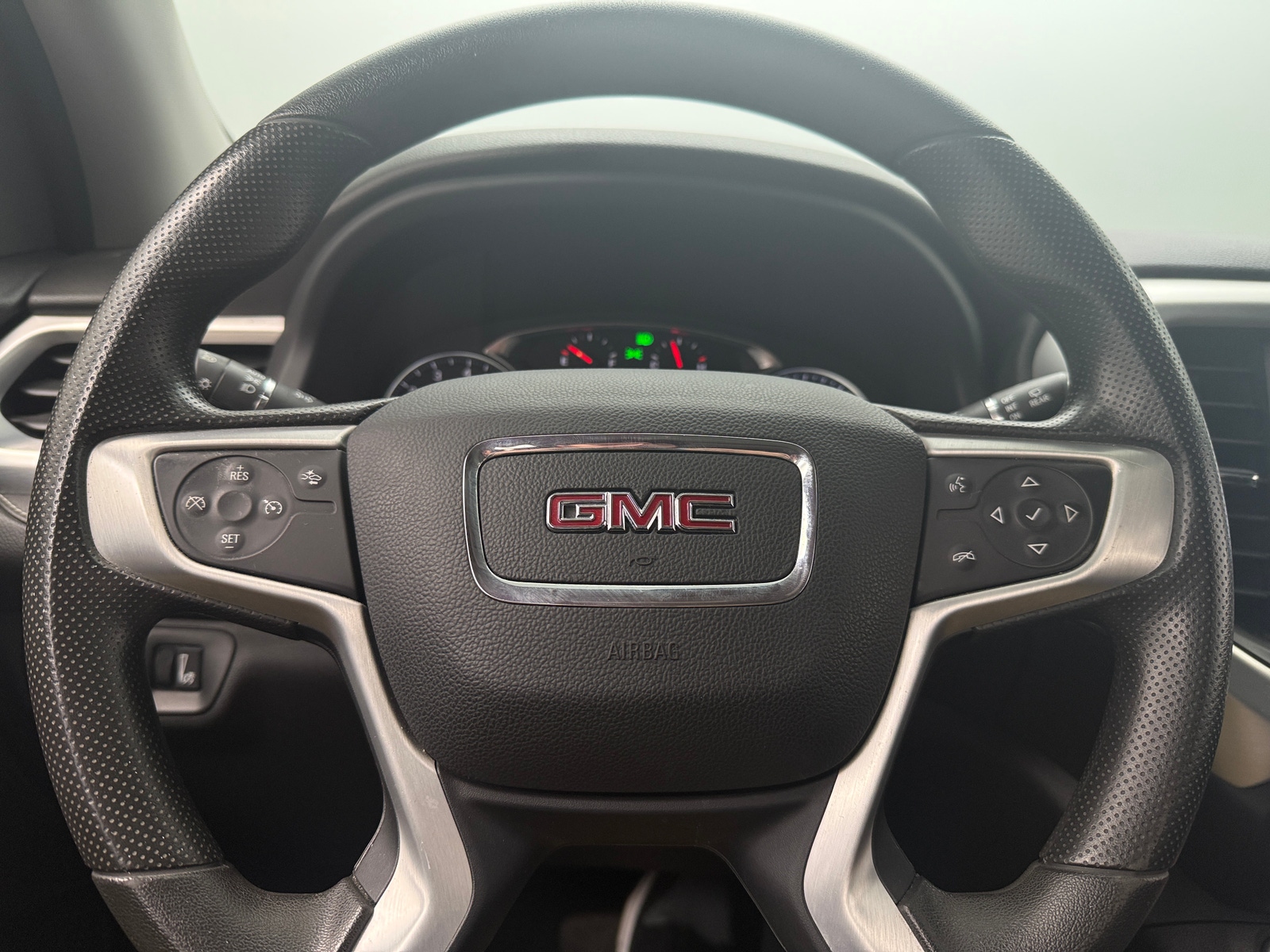 Thumbnail: 2023 GMC Acadia - 5