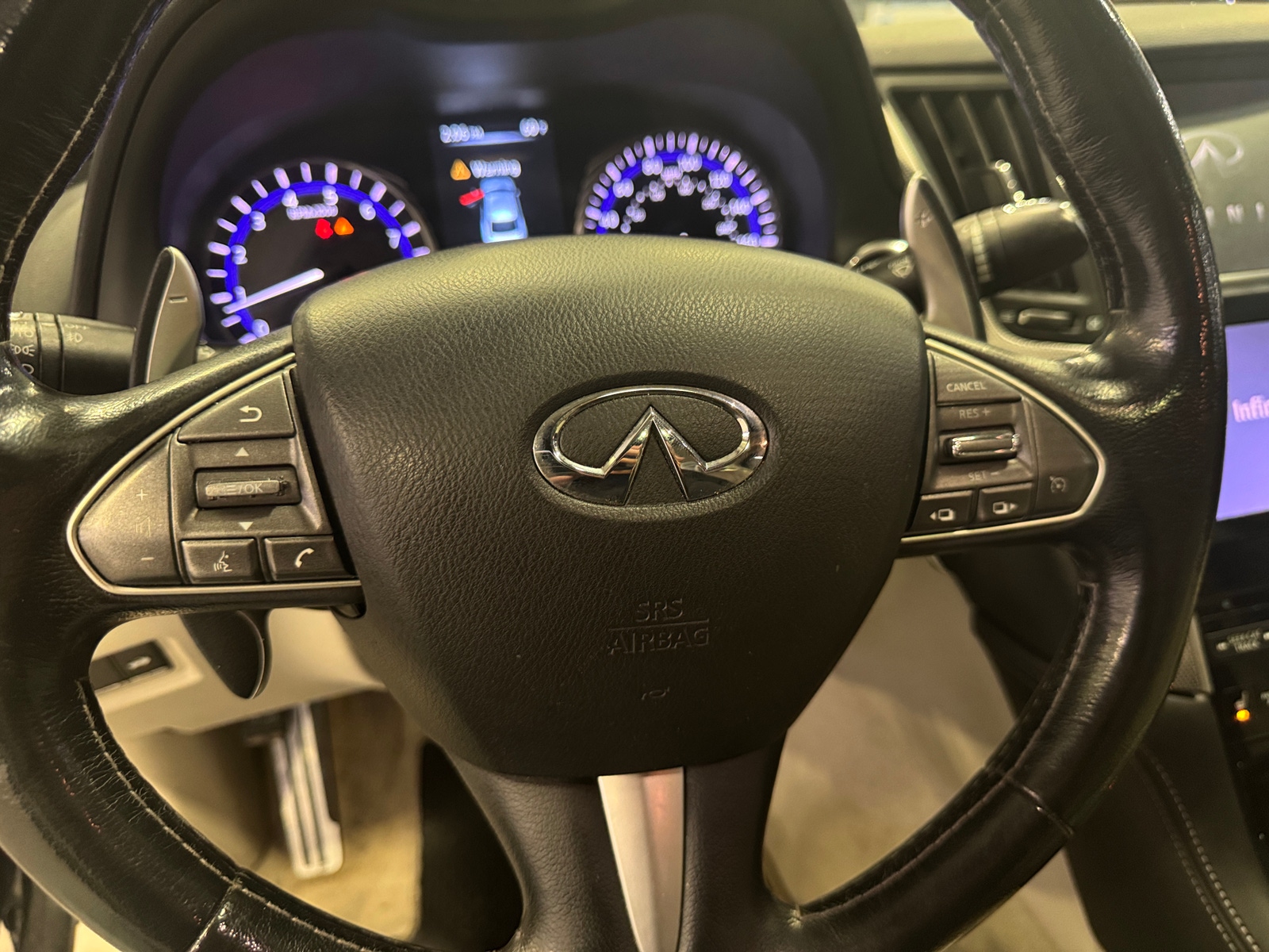 Thumbnail: 2014 INFINITI Q50 - 5