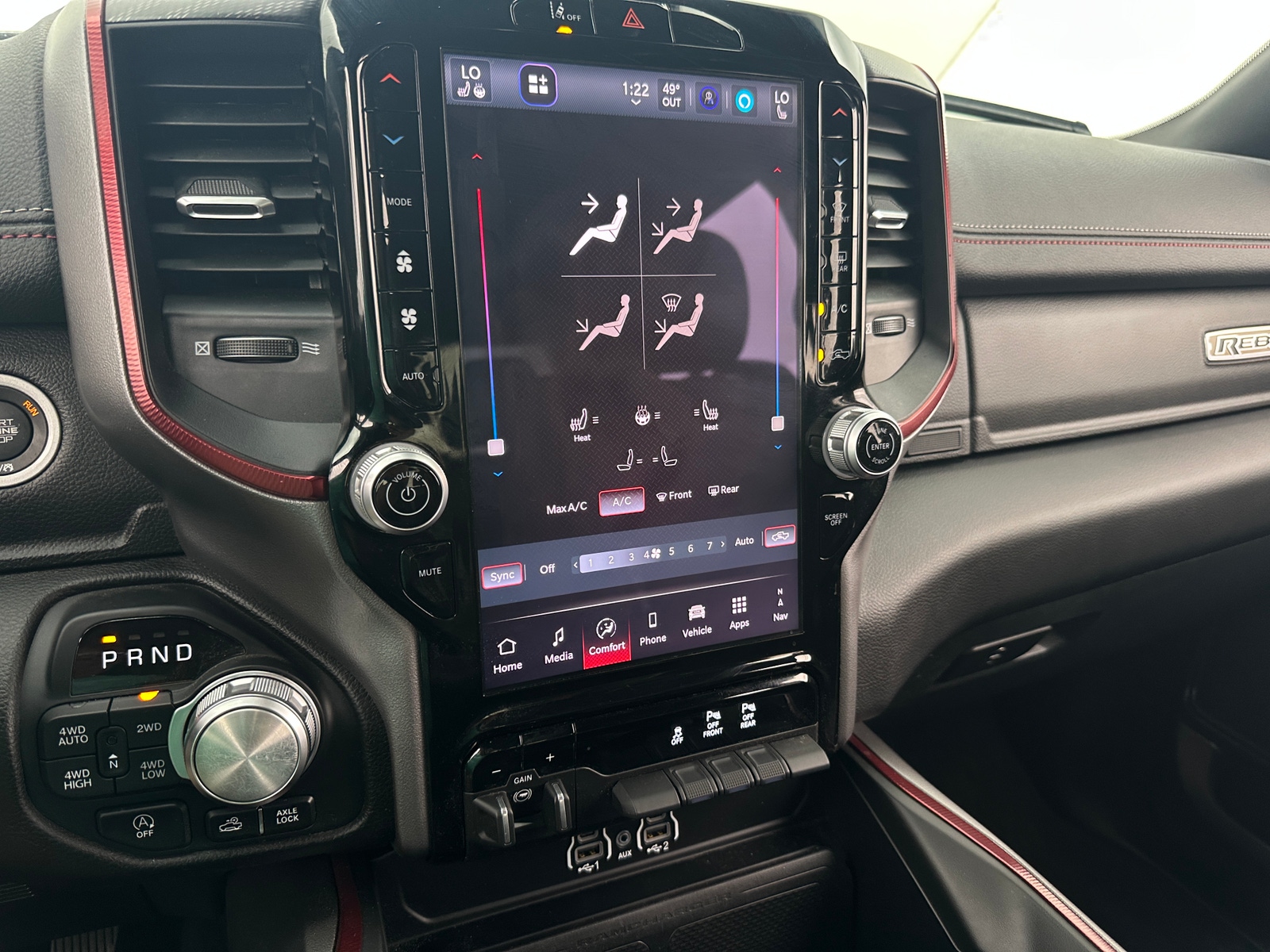 Thumbnail: 2025 RAM 1500 - 3