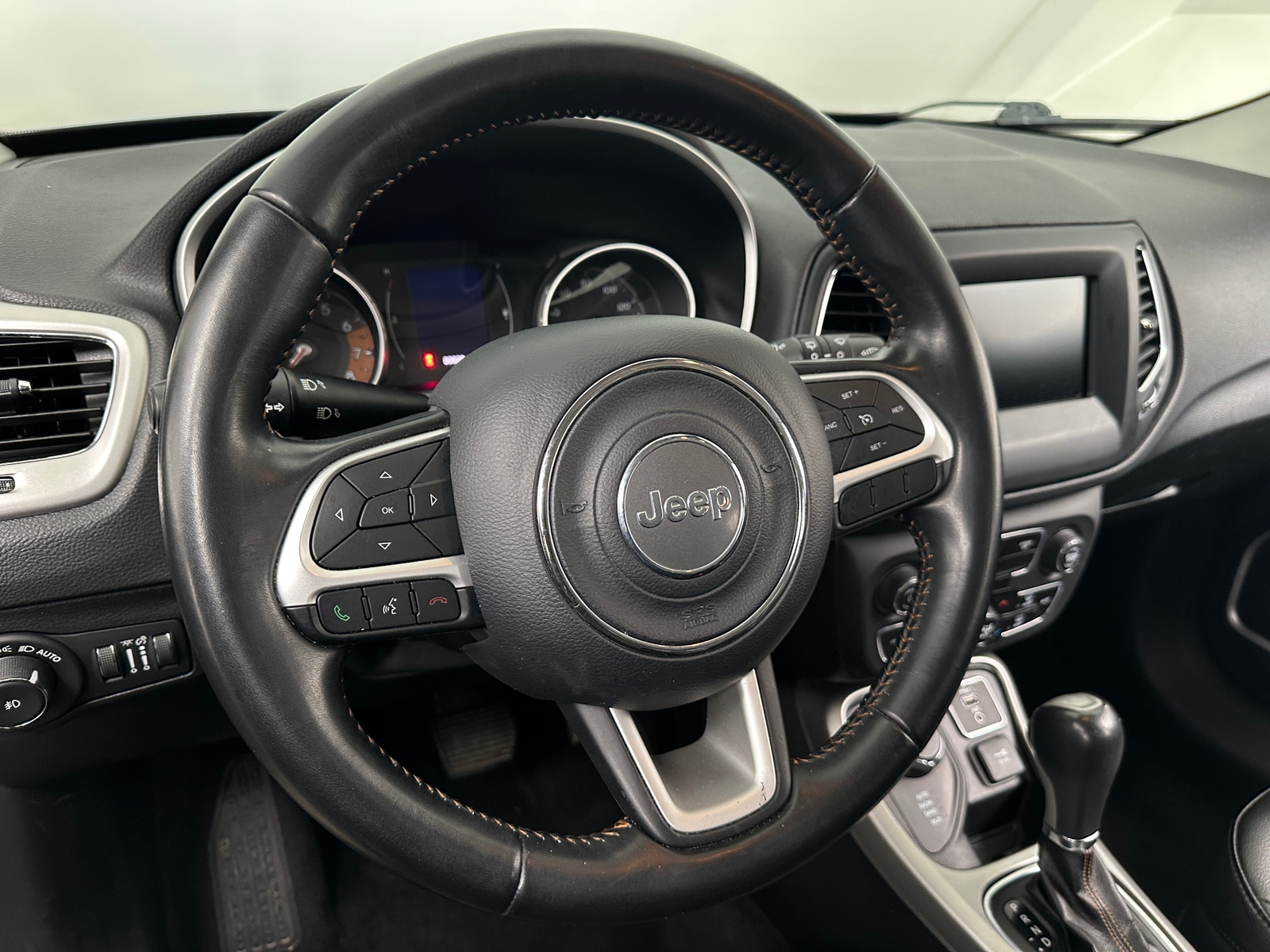 Thumbnail: 2019 Jeep Compass - 4