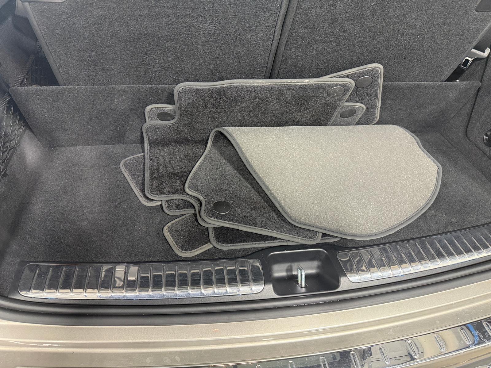 Thumbnail: 2020 Mercedes-Benz GLE - 6