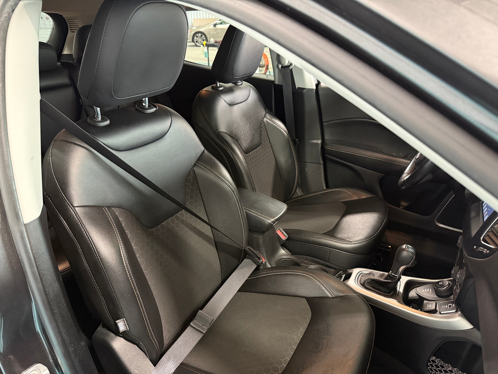 Thumbnail: 2021 Jeep Compass - 2