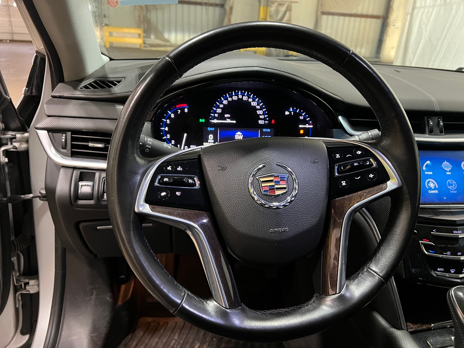 Thumbnail: 2013 Cadillac XTS - 4