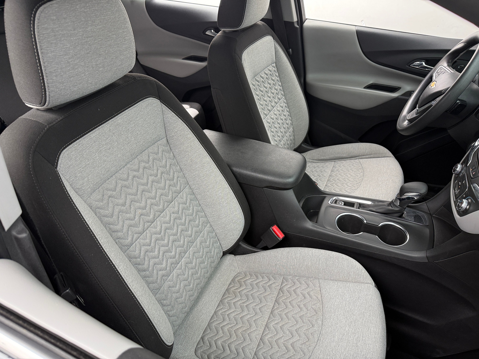 Thumbnail: 2023 Chevrolet Equinox - 2