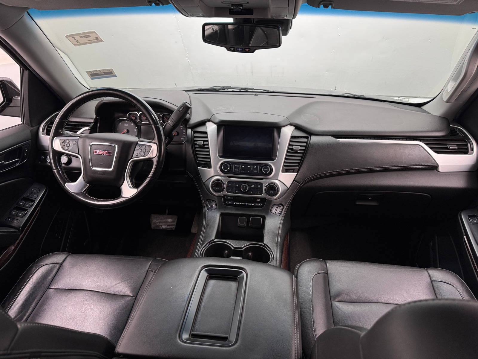 Thumbnail: 2018 GMC Yukon XL - 2