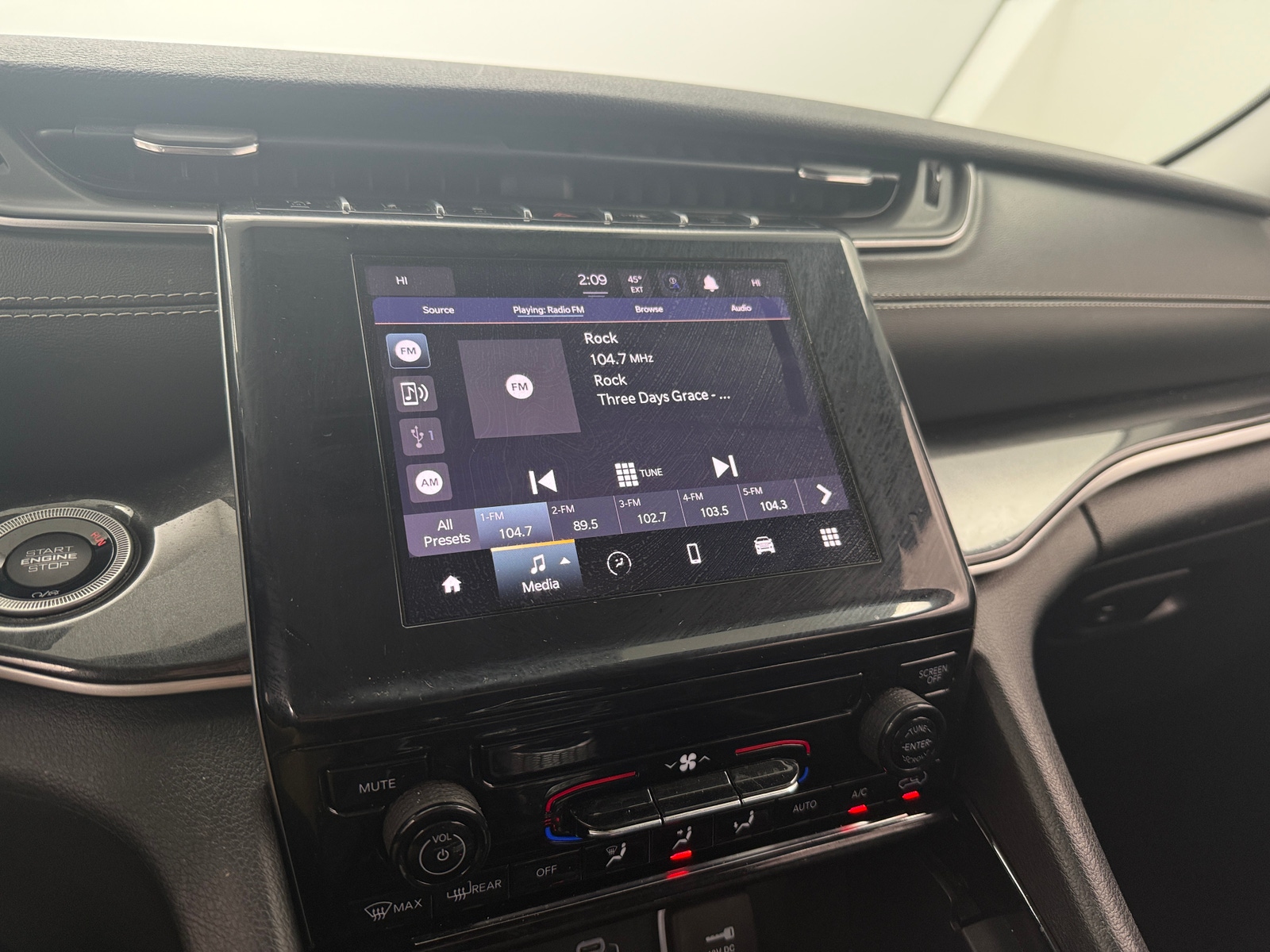 Thumbnail: 2023 Jeep Grand Cherokee - 4