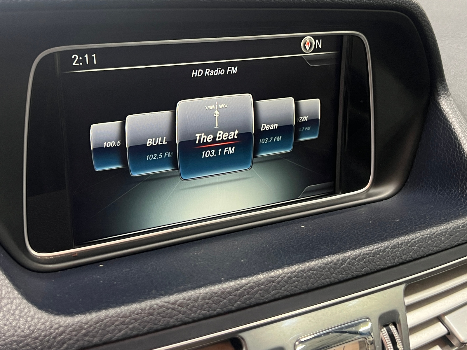 Thumbnail: 2016 Mercedes-Benz E-Class - 3