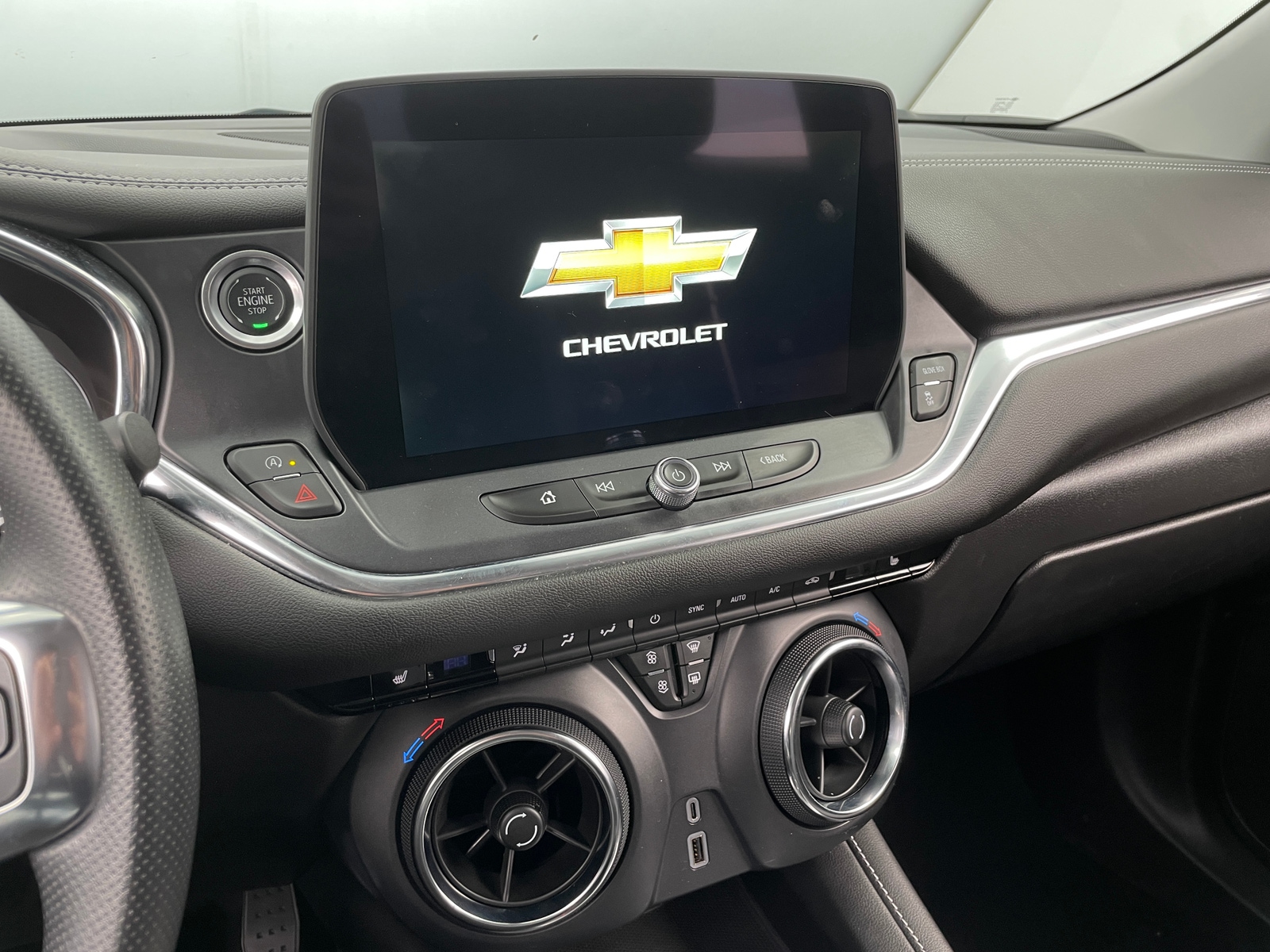 Thumbnail: 2025 Chevrolet Blazer - 4