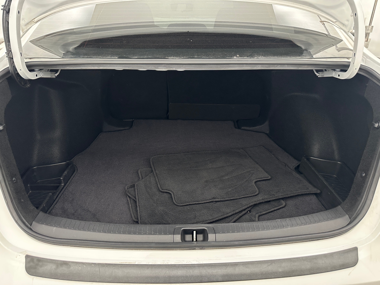 Thumbnail: 2024 Toyota Corolla - 7