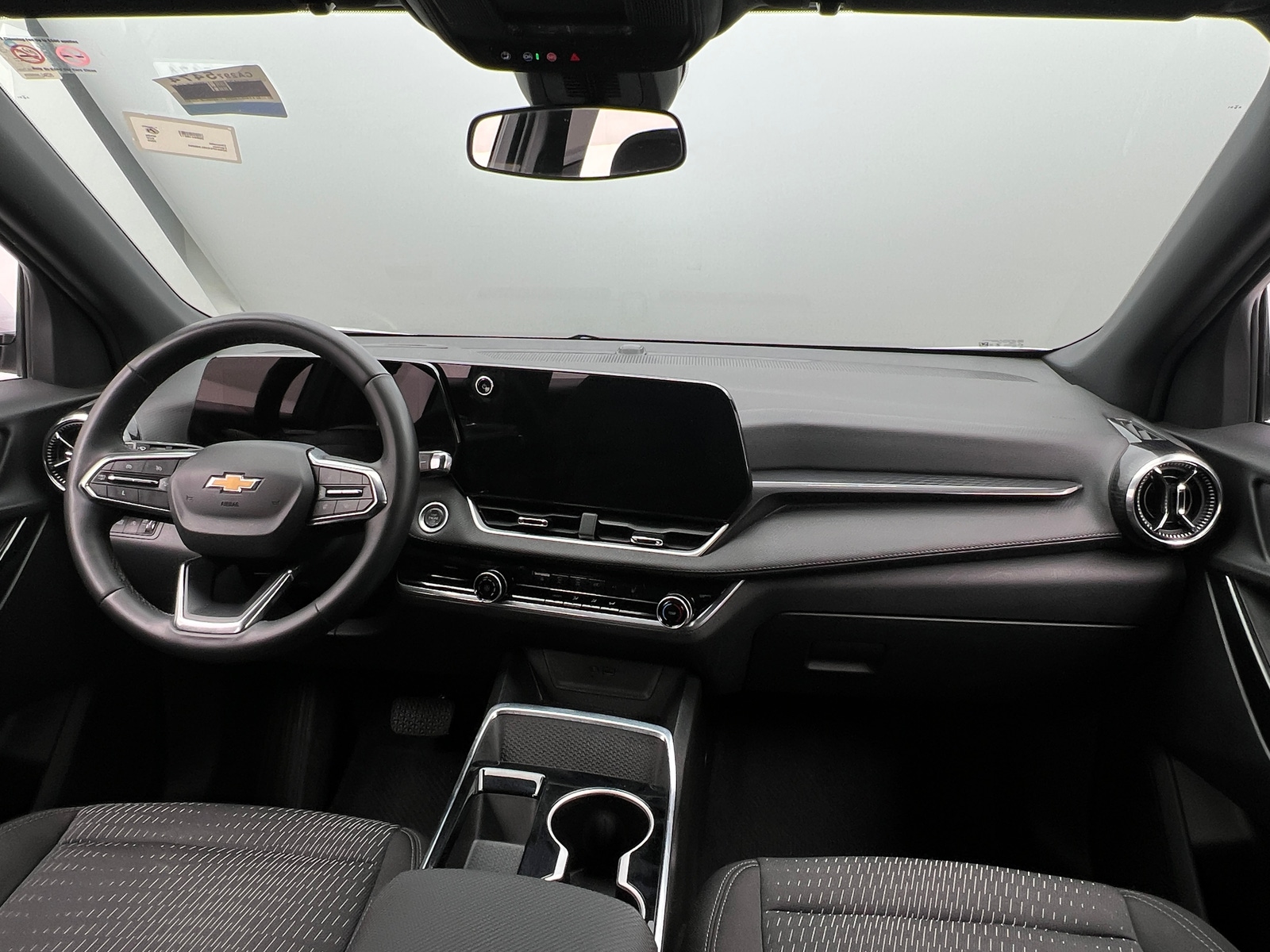 Thumbnail: 2025 Chevrolet Equinox - 3